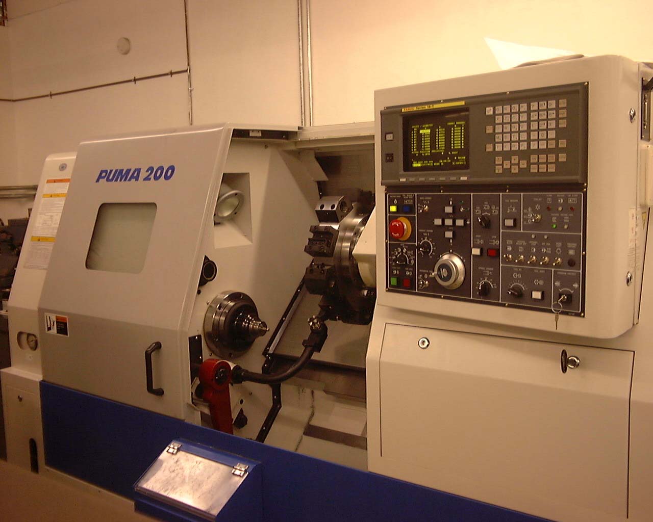 Puma200.JPG (105202 bytes)